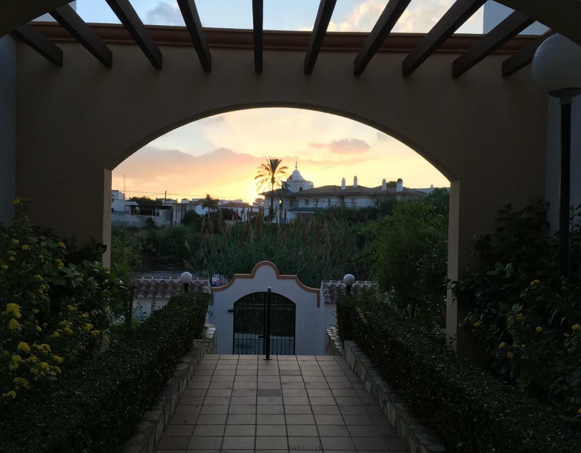 Apartamentos Luna De Nerja Kültér fotó